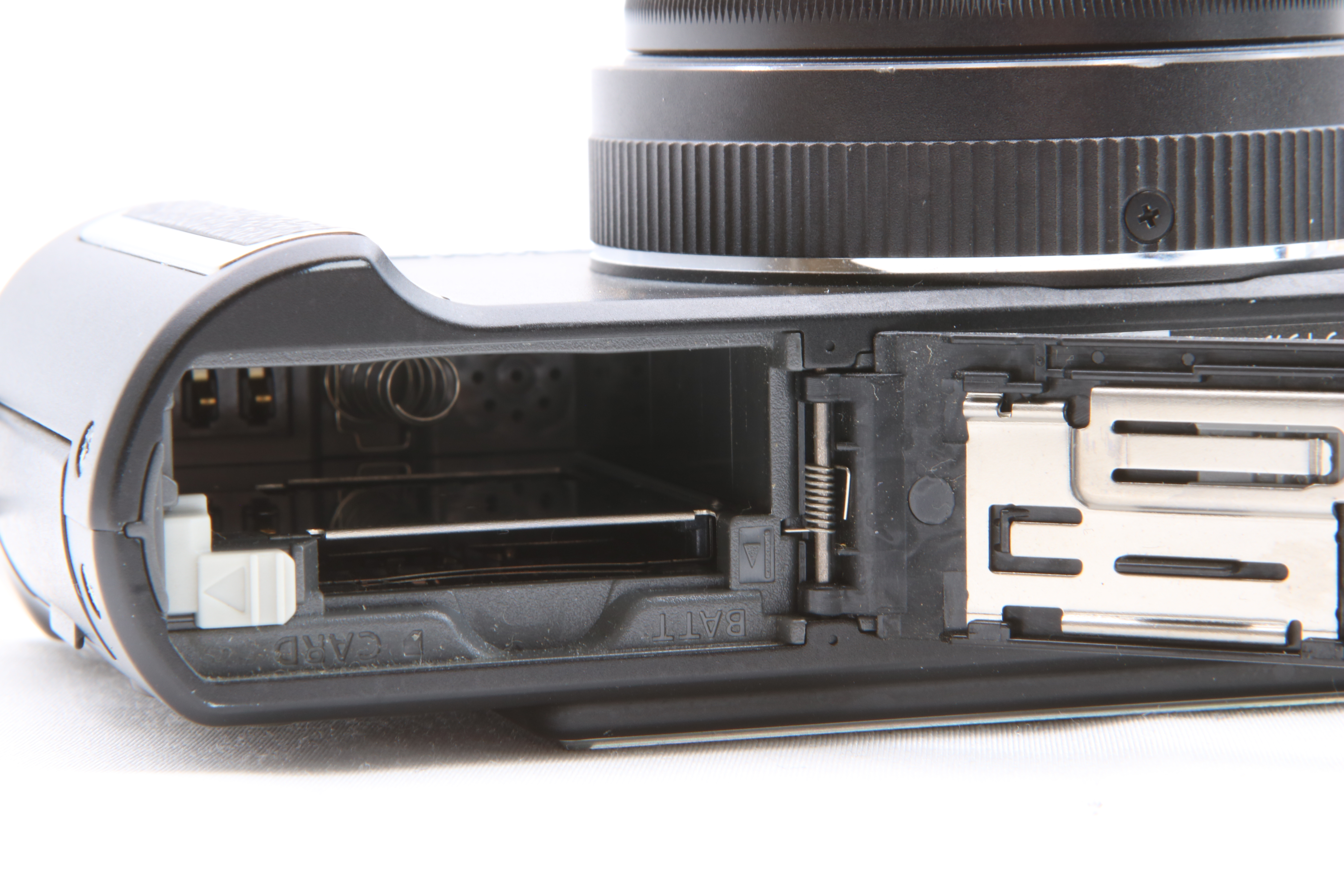 Excellent!!!] Fujifilm X10 12MP Digital Camera with f2.0-f2.8 4x
