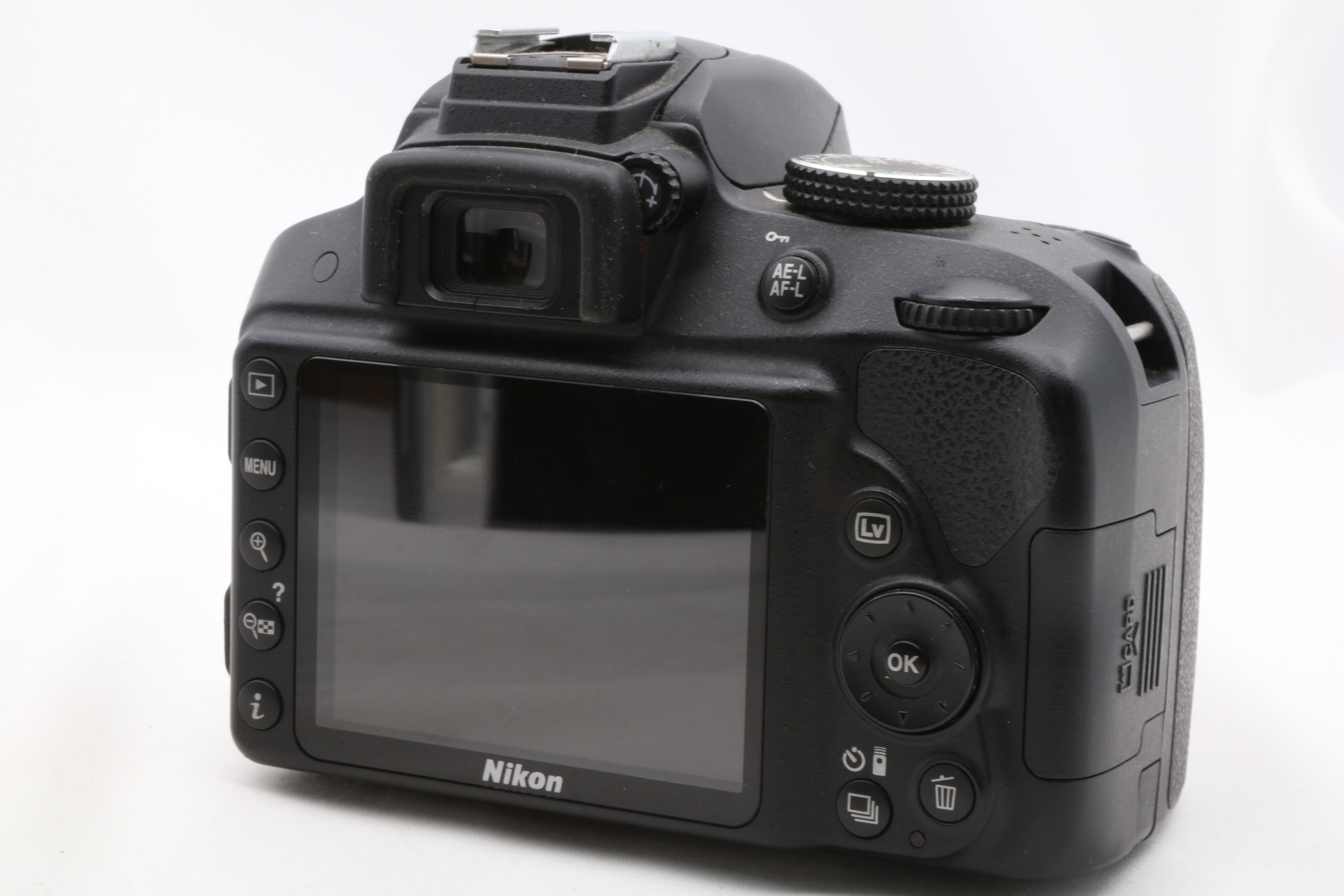 Excellent5+] Nikon D3300 AF-S DX 18-55mm f/3.5-5.6G Shutter Count