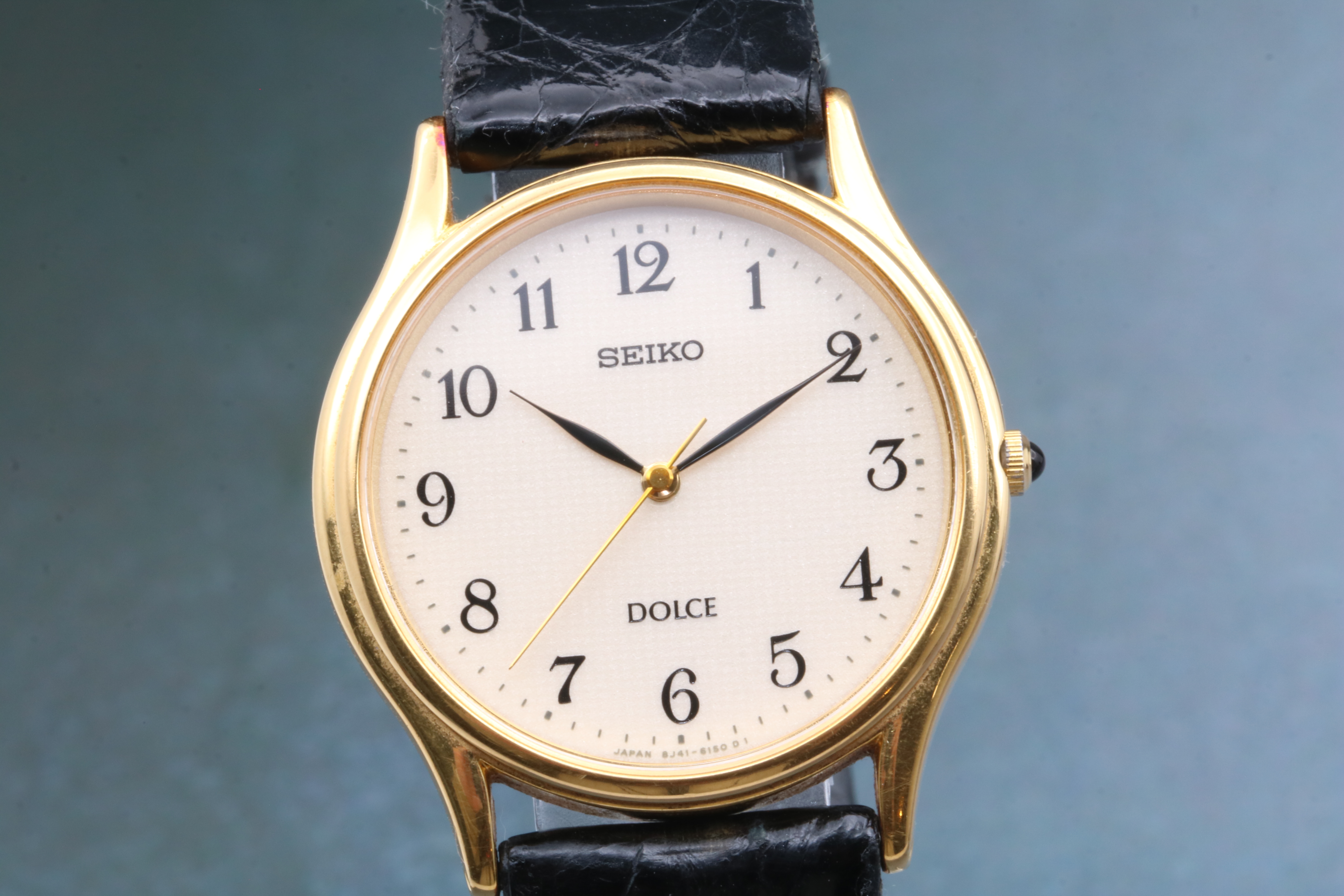 SEIKO セイコー ドルチェ ラウンド ゴールド 8J41-6100 クオーツ